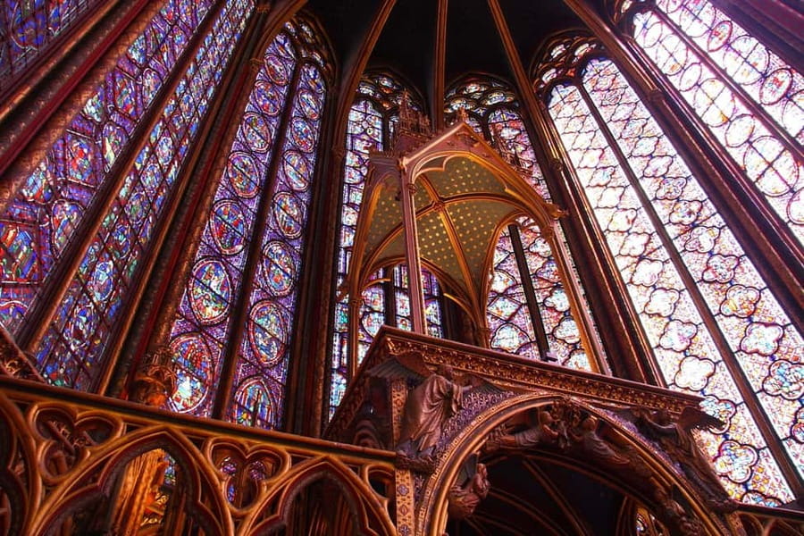 Paris: Walking Tour with Notre Dame or Ste-Chapelle Access - Sainte-Chapelle option: stained glass that looks almost unreal