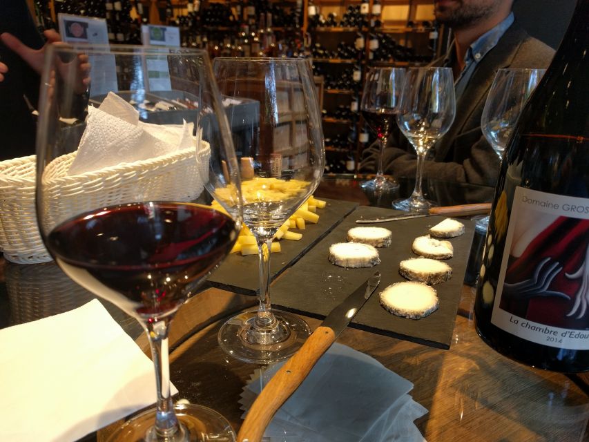 Paris: Wine and Cheese Tasting - Meeting your wine expert: tailored tasting in a small group