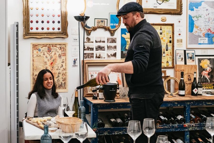 Paris: Wine Tasting Experience with 6 Wines and Cheese Board - Cheese board and baguette pairings: why the food is not an afterthought