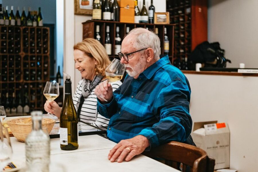 Paris: Wine Tasting Experience with 6 Wines and Cheese Board - Value at $84: when this Paris wine and cheese session is a smart use of time