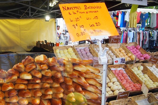 Picturesque Luberon - From AIX-EN-PROVENCE - Gordes: market-day Tuesday versus photo-stop days