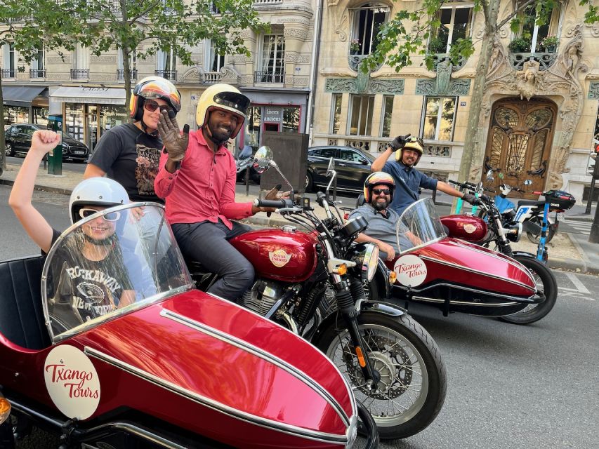 Premium Paris Monuments Tour - Place de la Concorde: where your photos benefit from the pace