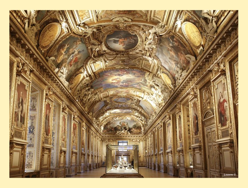 Private Guided Tour, The Louvre by night ! - Meeting at the King Louis XIV equestrian statue by the Pyramid