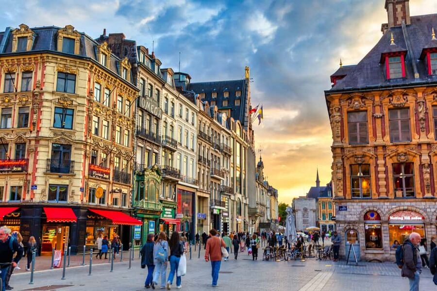 Private walking tour of downtown and Old Lille with a certified guide. - Place de l’Opéra: noticing the city’s ambition