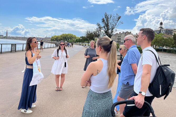 Professional - Bordeaux Wine and Cheese Tasting with a walking tour - Quays and bridges: wine trade shows up in unexpected places