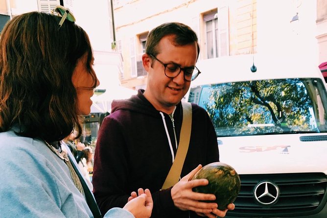 Provençal Farmers market tour - What to wear and pack for a comfortable market morning