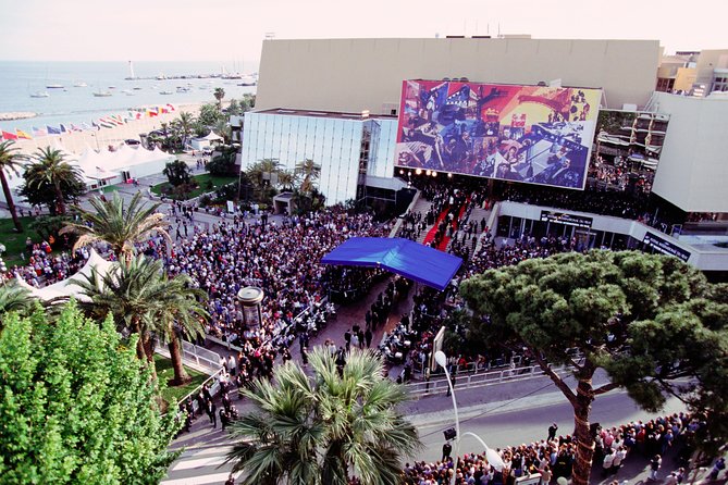 Provence Countryside Small Group Day Trip with Grasse Perfumery Visit from Nice - Gourdon for two hours: medieval lanes plus the view that explains the hills