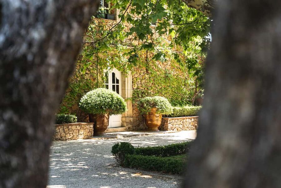 Provence Wine Tour - Small Group Tour from Cannes - Stop 2 after lunch: a four-generation family estate with art connections