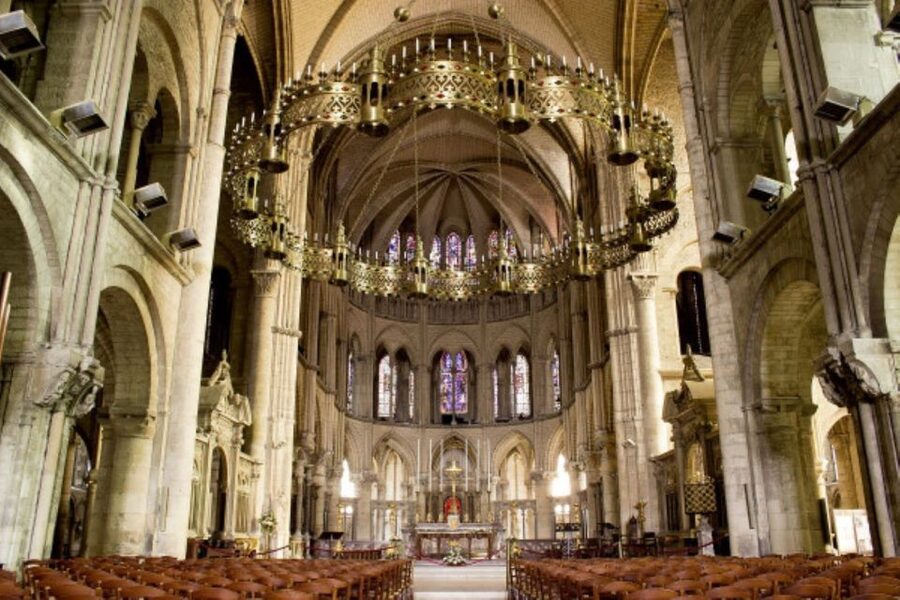 Reims UNESCO site: Basilica of Saint-Remi Guided Tour - French-only guidance, and how to make it work without losing the experience