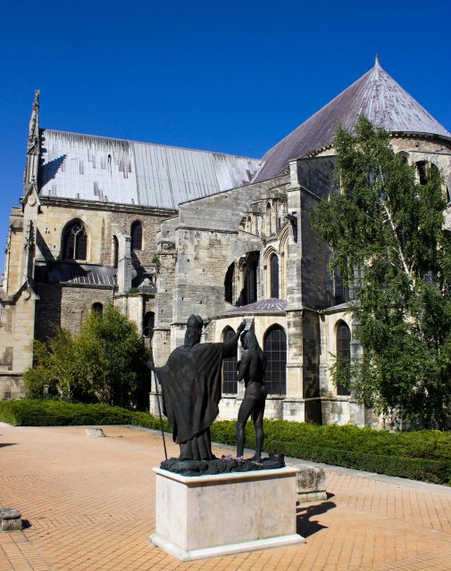 Reims UNESCO site: Basilica of Saint-Remi Guided Tour - Where you meet the guide, and how the 90 minutes are paced