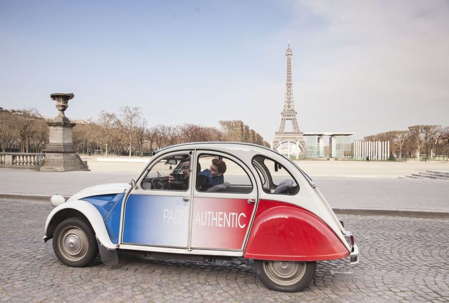 Romantic Paris Vintage Citroën 2CV Tour - How the big boulevards and squares land in a short ride