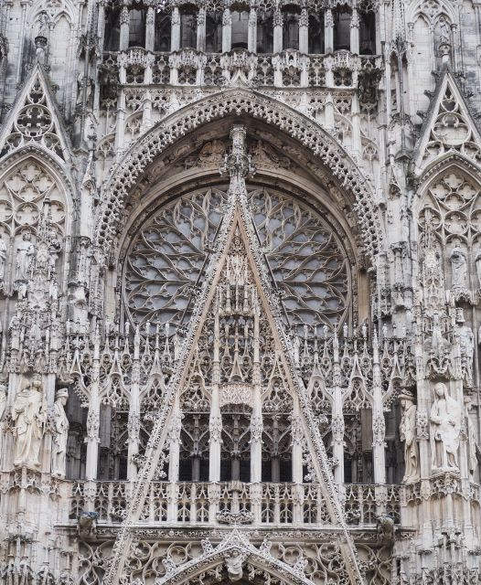 Rouen audioguidal stroll - Starting at Saint-Maclou, then following the story in order