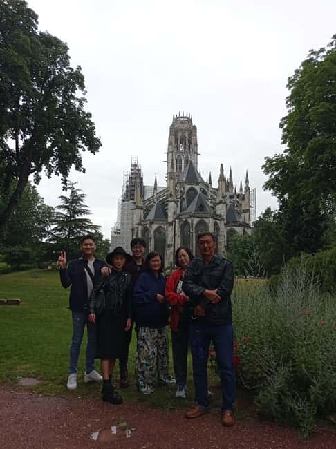 Rouen: Private Walking Tour with a Local - Adding an attraction visit, but only if you plan for entrance costs