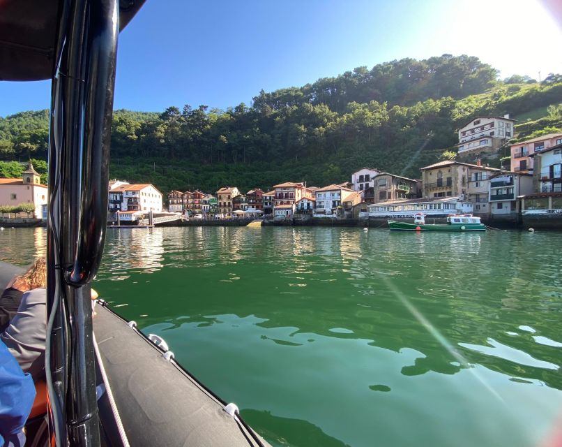 Saint-Jean-de-Luz, Basque country: Boat tour along the Coast - Sunset Moments: When the Coast Looks Like It Belongs to You