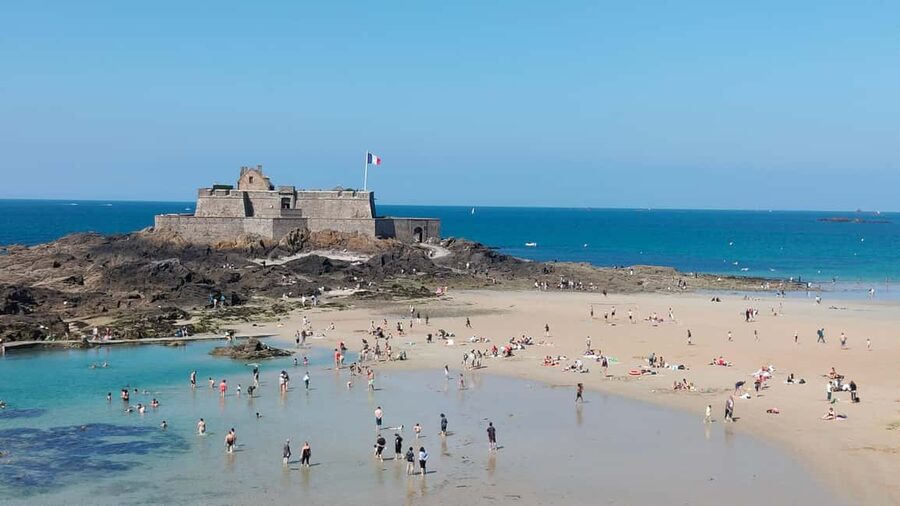 Saint-Malo: Private Guided Tour of the Historic Walled City - Quick hits before you go