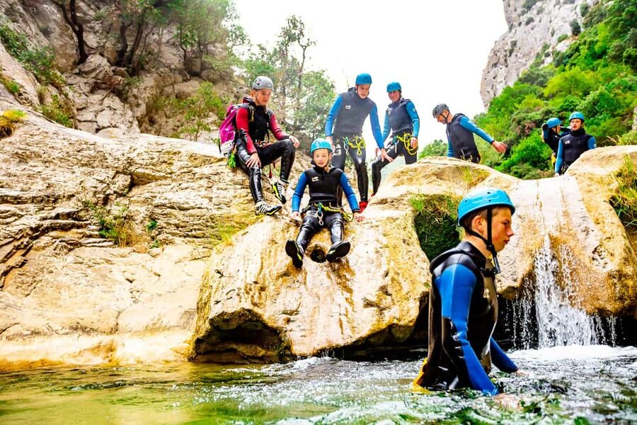 Saint Paul de Fenouillet: Galamus Gorge Canyoning Adventure - Your 3 hours in the canyon, from parking to final climb