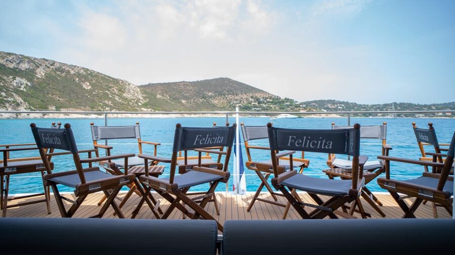 Saint-Raphaël : Full Day Cruise with Meal to Cape Taillat - Food, wine, and drinks: why the inclusions matter for value