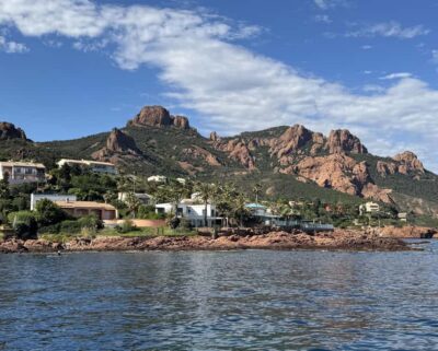 Saint-Raphaël: Golden Island Afternoon Cruise with Drinks