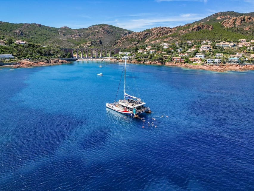 Saint-Raphaël: Morning Discovery with a Guided Tour Cruise - Boarding at the Old Port, then cruising with real guidance