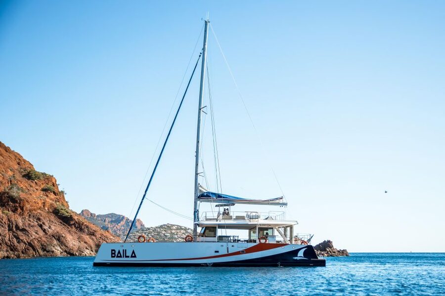 Saint-Raphaël: Morning Discovery with a Guided Tour Cruise - Aperitif and drinks on board, plus the eco touch