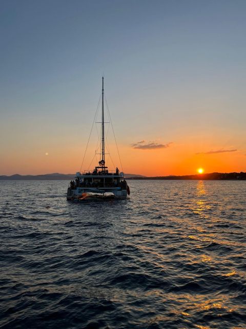 Saint-Raphaël : Sunset Cruise Cape Dramont & Golden Island - Key takeaways before you book