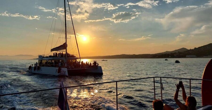 Saint-Raphaël : Sunset Cruise Cape Dramont & Golden Island - From Saint-Raphaël Old Port to a Two-Hour Golden Hour