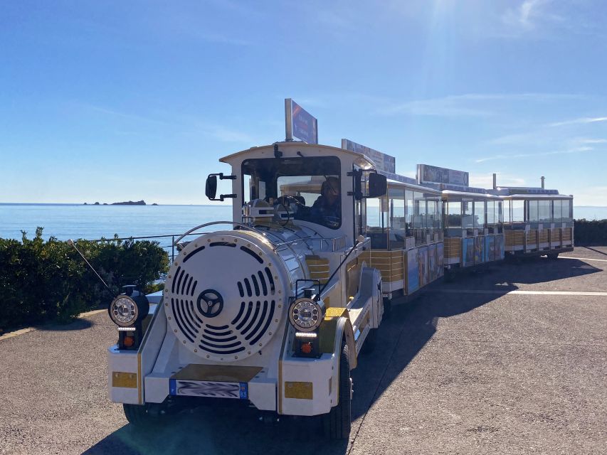 Saint-Raphaël : The Little Train of Saint Raphaël Tour - Historic paths first, then the port and seafront feel
