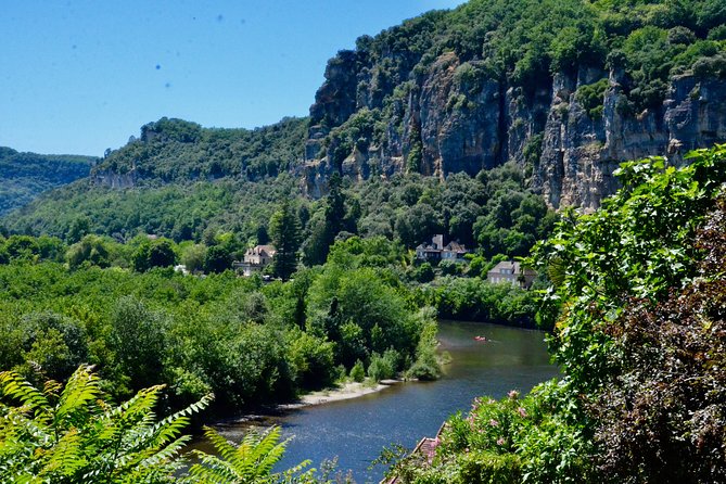 Sarlat la Canéda: The Dordogne valley by canoe - Starting at Vitrac riverside, getting set up quickly