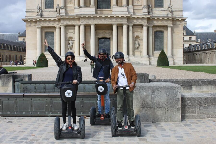 Segway private tour of 1.5 hour - Place de la Concorde: the big square that helps you read Paris fast