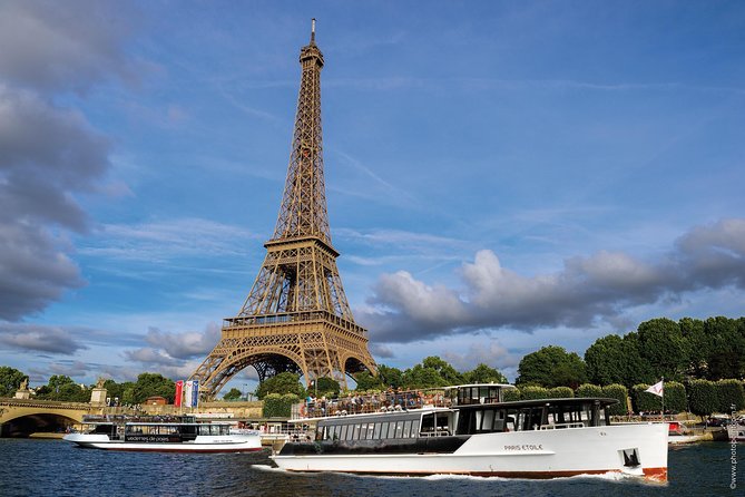 Seine River Guided Cruise by Vedettes de Paris - A smart Seine cruise for first-time orientation