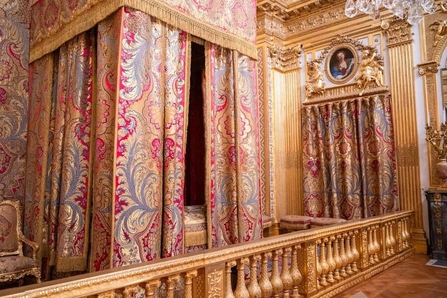 Skip-the-Line Versailles Palace & Garden Tour with Transport - Trianon Estate Option and What to Do With Your Extra Time