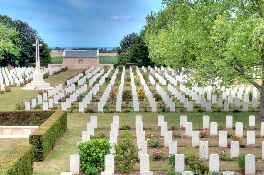 Small-Group Canadian Normandy D-Day Juno Beach from Paris - Hell’s Corner and Abbey d’Ardenne: understanding how far Canada pushed