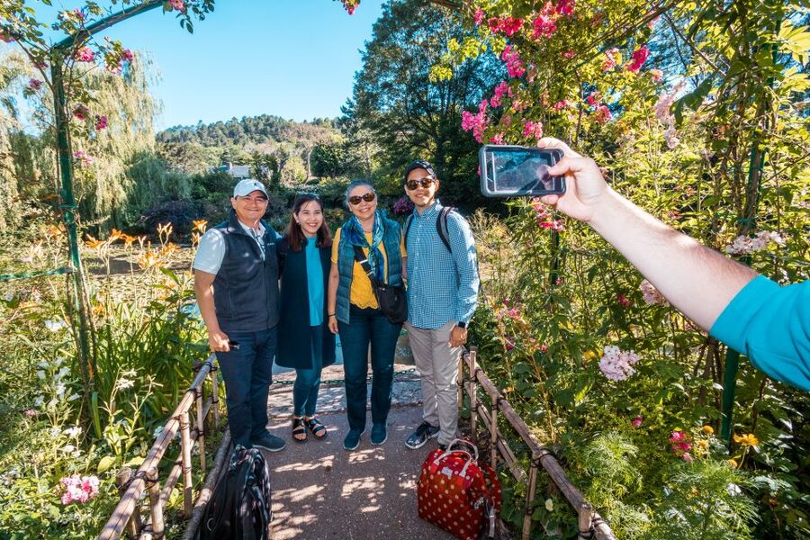 Small-Group Giverny and Van Gogh's Room in Auvers from Paris - Key Points Before You Go