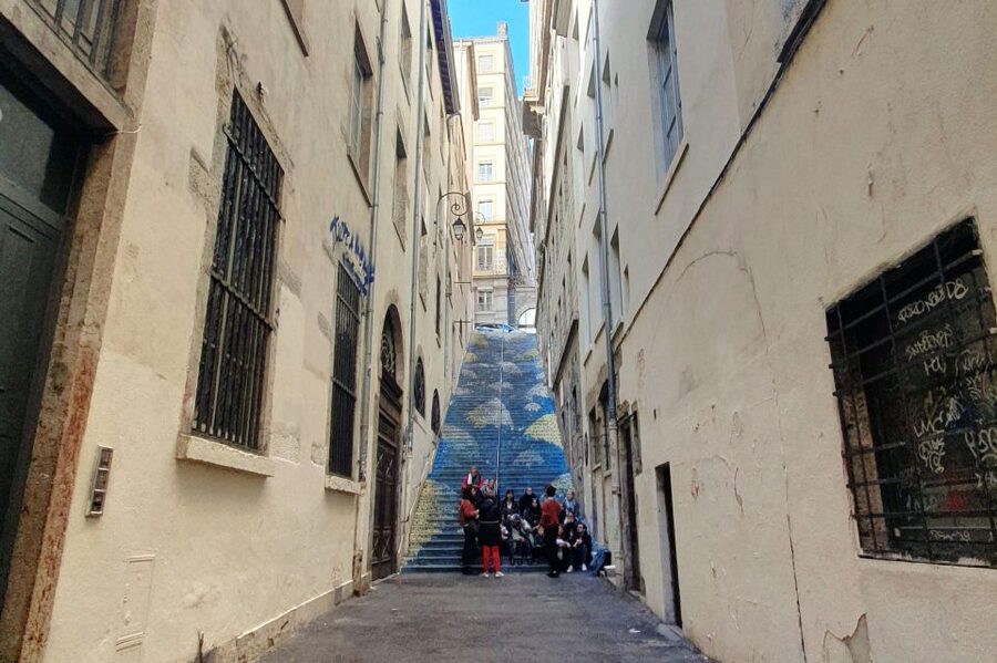 Storytelling tour of Croix-Rousse in French - Traboules on Foot: The Hill’s Hidden Inside Passages