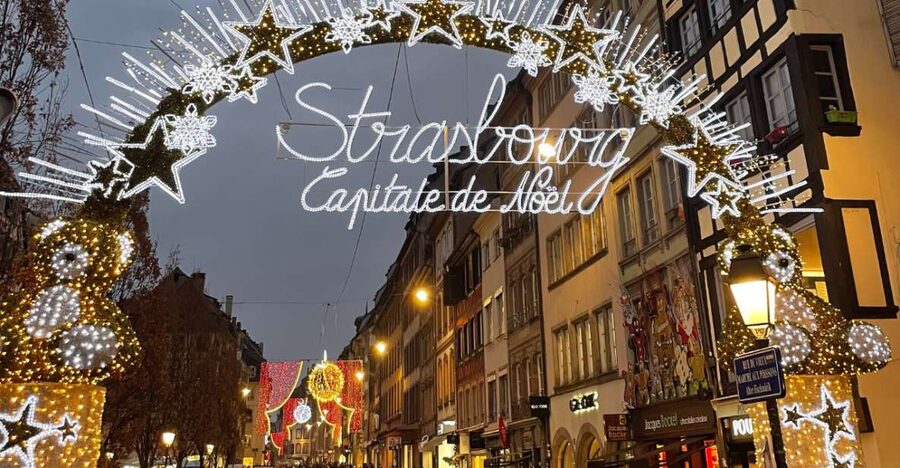 Strasbourg: Christmas Markets Walking Tour with Mulled Wine - Why Strasbourg’s Christmas Markets Work So Well on a Walk
