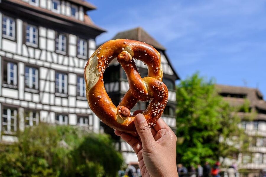 Strasbourg Food Tour : Gourmet Tour with tastings - Tarte flambée and Alsatian bakery culture, why this tastes different