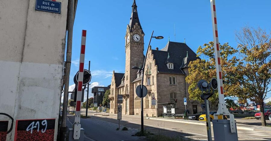 Strasbourg: France and Germany Border Walking Tour - Strasbourg Street Art: Murals With a Point of View