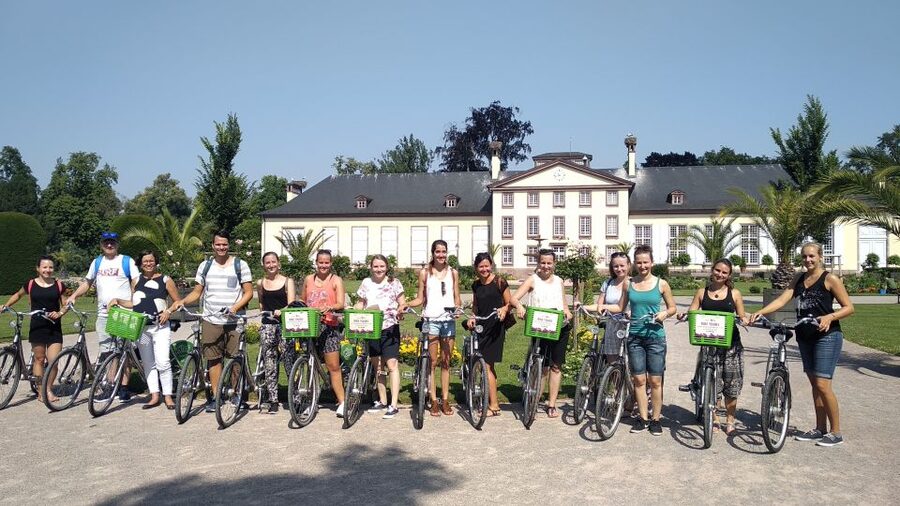 Strasbourg: Guided Bike Tour with a Local Guide - Strasbourg in 150 minutes, why this bike route works