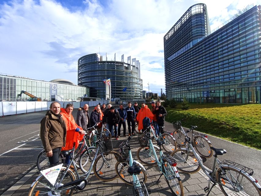 Strasbourg: Guided Bike Tour with a Local Guide - Where you meet and how the ride starts near Café Lové or La Pépinière