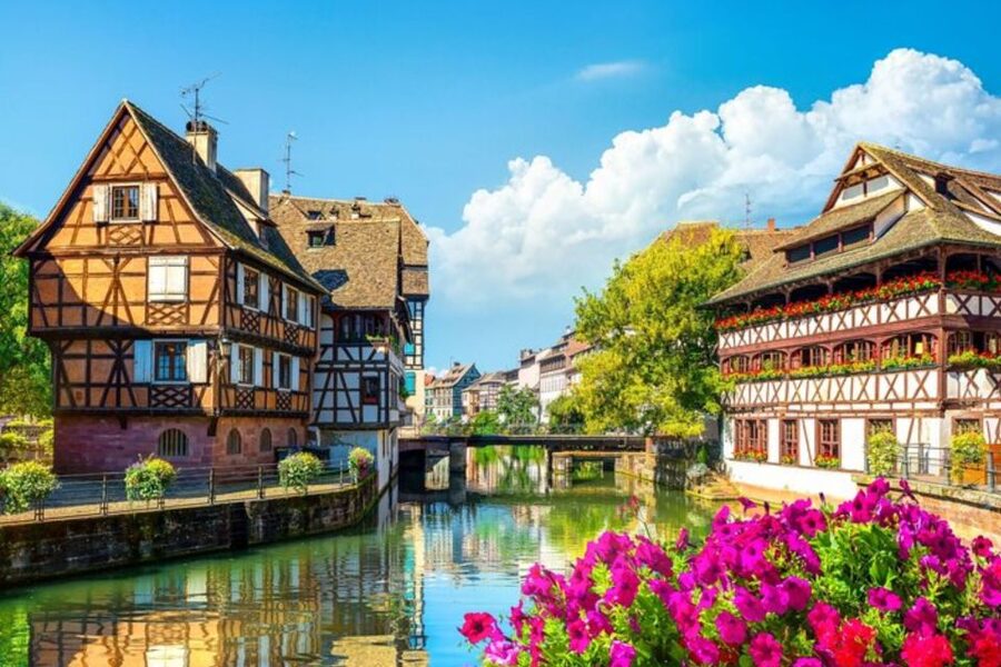 Strasbourg: Private custom tour with a local guide - Museums: how to add one without wasting your day