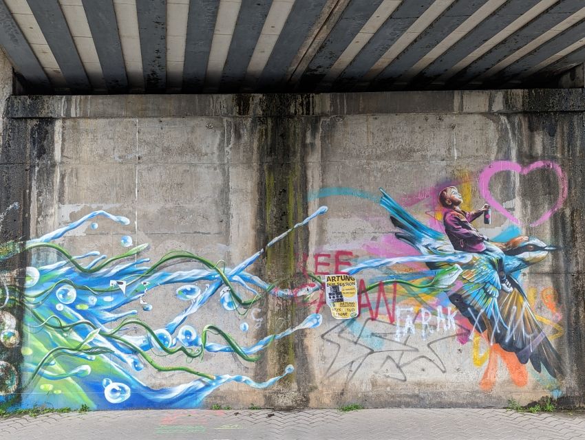 Strasbourg : Street-Art Tour - Entering the Gare district from Place de la Gare