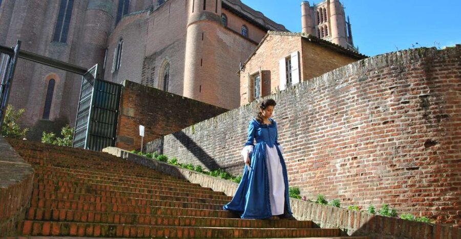 Stroll with Madame de Lapérouse in 18th-Century Albi - 18th-century Albi, segment by segment: walls, port life, and noble scandals