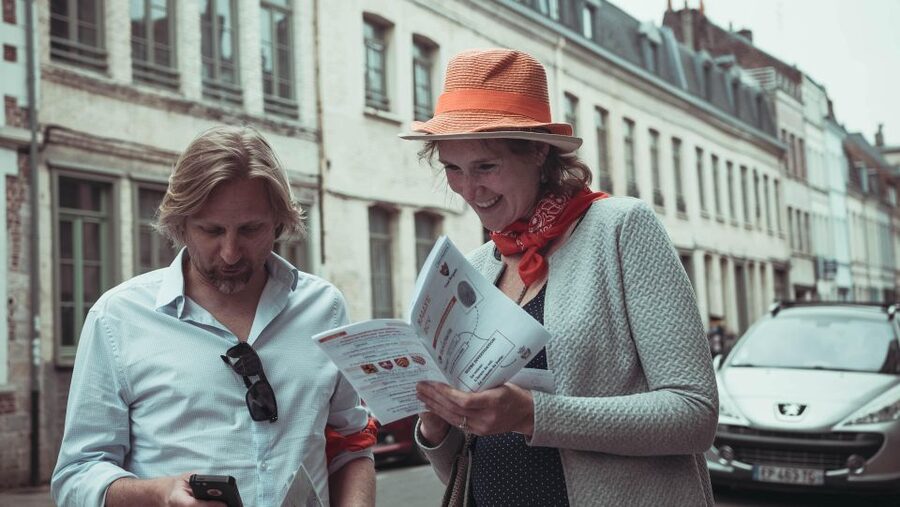 Tasty treasure hunt in Lille - Languages and Accessibility: Playing Without Language Stress