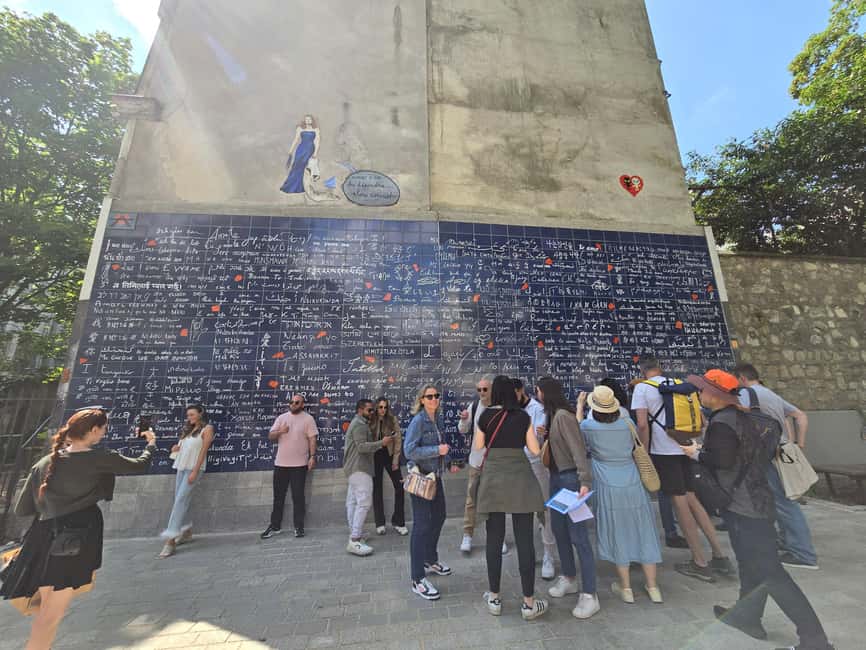 The historic district of Montmartre - Key Highlights You’ll Feel Right Away