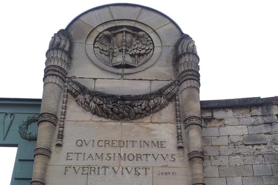 The Père Lachaise Cemetery: Guided 2-Hour Small-Group Tour - Price and value: is $28 worth it?