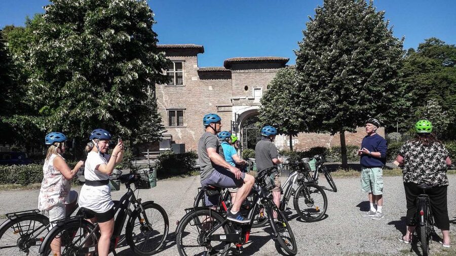Toulouse E-Bike Tour - What the Guide Does That Makes It Work