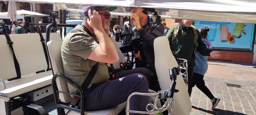 Toulouse: Electric Tuk-Tuk Tour with Photo Stops and Audio - Who this tour suits best, and who should skip it