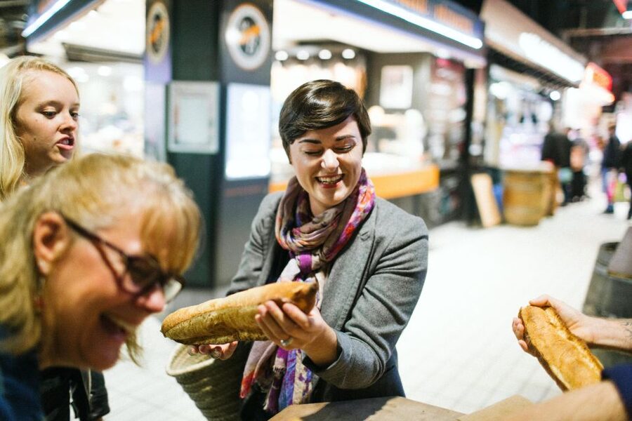 Toulouse: Victor Hugo Market Guided Food Tour with Tastings - Bread and pastries: how to order the right thing in Toulouse