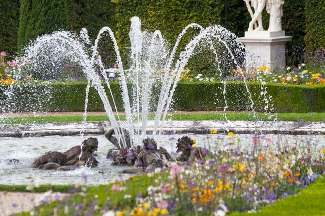 Versailles Château and Gardens Walking Tour - What to pack and how to survive the walking
