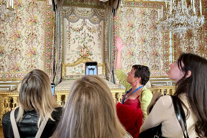 Versailles Palace and Gardens Tour from Paris - Who should book this tour